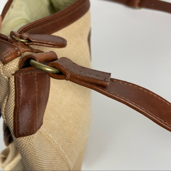 Relic cream colored shoulder bad - Picture 13 of 14